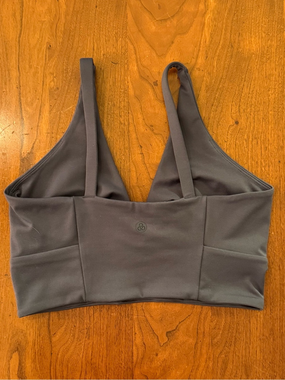 • Zella Twist Around Renew
Sports Bra - Gray Small - Picture 4 of 9